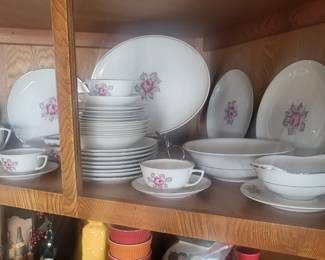 Parsienne China by 
Royal Jackson 