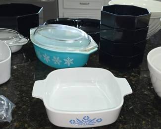 Pyrex - Corning Ware 