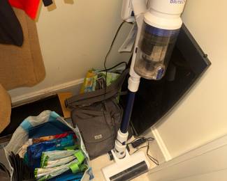 Britech cordless stick Vacuum 