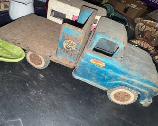 Tonka Farms Stake truck with lots of wear and rust, well-loved!