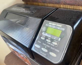 Zojirushi Bread maker