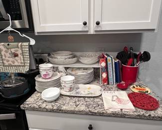 Lenox Butterfly Meadow 53 piece set plus more kitchen