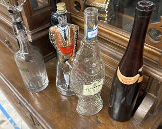 Some very rare, interesting, and early bottles 