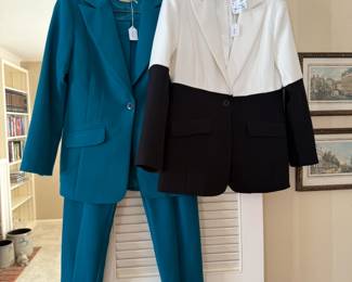 Women's Pant Suit