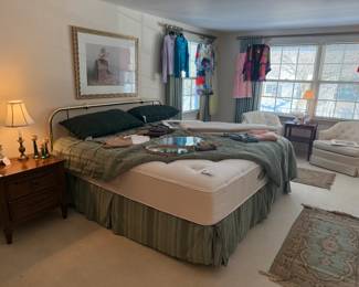 Art Van Advantage Beautyrest King Mattress, Dixie Nightstand, Colonial Couple Figurine, Table Lamp   