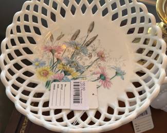 Lattice Pedestal Bowl 