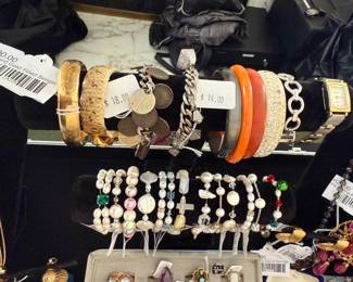 Bracelets, Winard Fold Filled Bangle 