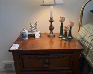 Dixie Nightstand, Colonial Couple Figurine, Table Lamp  
