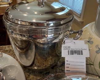 Sheffield Silver Co. Ice Bucket