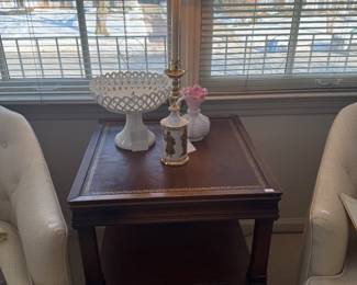 Side Table. Lattice Pedestal Bowl 