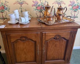 Kindel Grand Rapids Extendable-Top Cabinet, WM Rogers Tea Set