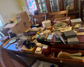 Jewlery boxes and brushes 