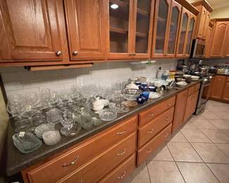 Glassware, china sets, dish sets, 