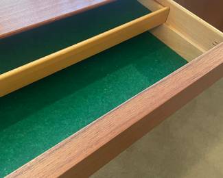 DRAWER IN BUFFET -TOP DRAWER LINED 