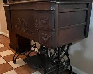 sewing cabinet with machine