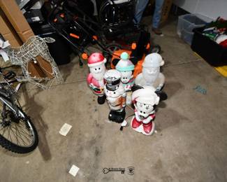 0021Some Highlights Yorkville Estate Sale