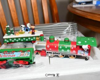 0012Some Highlights Yorkville Estate Sale