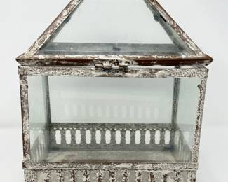 53 RusticGlassDisplayTerrariumwithBirdFinial