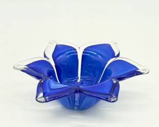 13 VintageCobaltBlueFlowerShapedGlassBowl