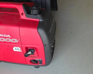 Excellent condition, rarely used!! It’s a Honda!!! 