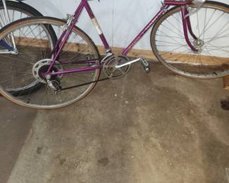Vintage Schwinn Varsity 10 speed
