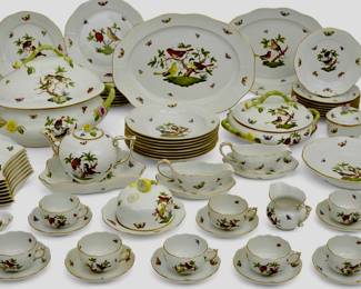 Massive service for 12 in HEREND ROTHSCHILD BIRD!  1950s wedding china!