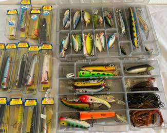 Various Plugs Crankbaits 