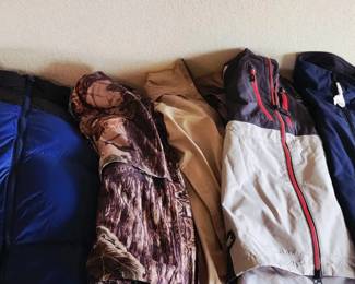 Five Mens 3XL Coats, Various Styles, Four Are Cabellas Brand. 