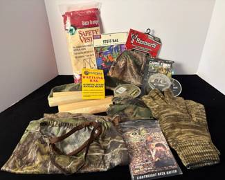 Rattling Bag, Camouflage Gloves More