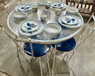 Cute little ice-cream parlor cafe set!