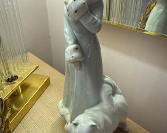 Royal Doulton A Winter's Walk