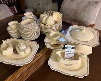 Crown Ducal Gainsborough 92 pc China Set