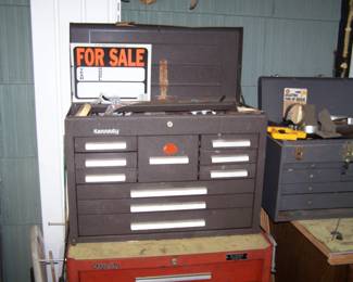 TOOL CHEST