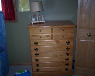 ANOTHER NICE MAPLE CHEST