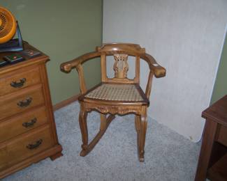 ANTIQUE ROCKER