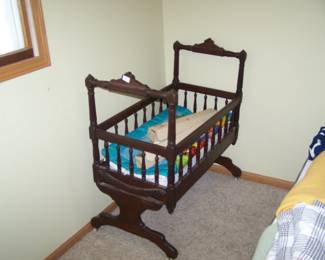 ANTIQUE CRADLE