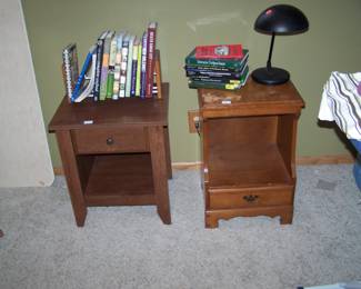 NIGHTSTANDS, LAMP & BOOKS