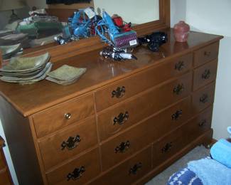 MAPLE DRESSER WITH MIRROR