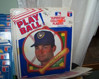 COLLECTIBLE PLAYER PLAQUES