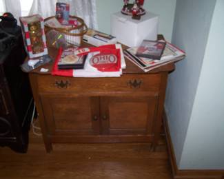OAK WASHSTAND & OHIO STATE ITEMS