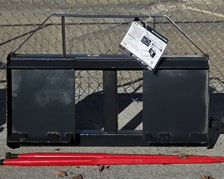 2025 Landhonor BS-12-2500G Skid Steer Bale Spear, Unused