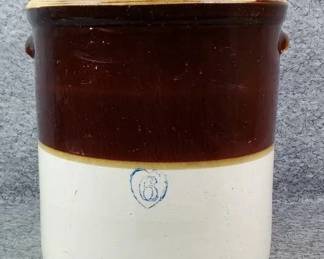 Vintage 6 Gallon Stoneware Farmhouse Crock with Lid