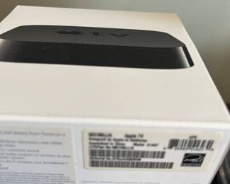 Apple tv ( 3rd generation) MD199LL/A streaming device $55