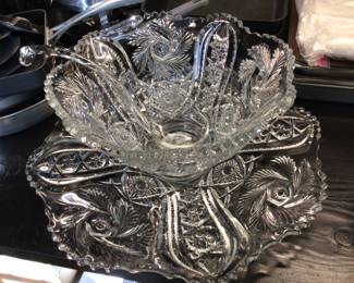 Vintage crystal extra large punch bowl set with cups $100