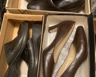 Shoes size 9  to 9-1/2