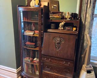 Antique Quarter-Sawn Oak Secretary Desk with Curved Glass Bookcase & Mirror Top (c.1900–1925)