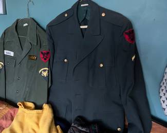Vintage U.S. Army Officer Uniform Lot – Service & Dress Jackets with Insignia