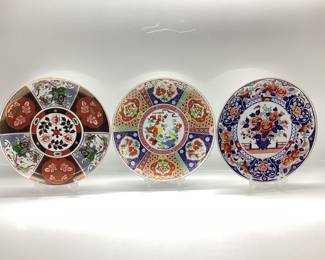 3 JAPANESE IMARI PORCELAIN PLATES DECORATIVE WALL DISPLAY PORCELAIN PLATES