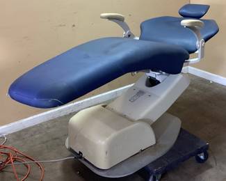  2006 DCI EQUIPMENT DC1220 DENTAL CHAIR TESTED, FULLY OPERATIONAL NO SHIPPING PICKUP ONLY
