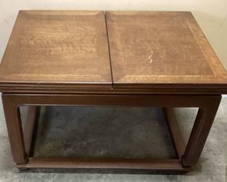 MID CENTURY WALNUT FLIP TOP COFFEE TABLE NO SHIPPING PICKUP ONLY